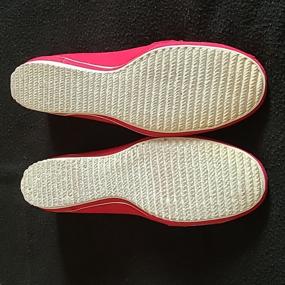 Shoes - Picture 2 of 3